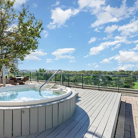 Downtown-Cozy Modern 1Br Condo - Near Lake, Parks & Transit